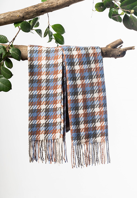 Autumn And Winter Warm Imitation Cashmere Plaid Scarf with Tassel 103-4